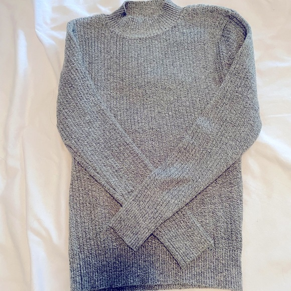 Mock-neck grey knit sweater - Picture 2 of 2